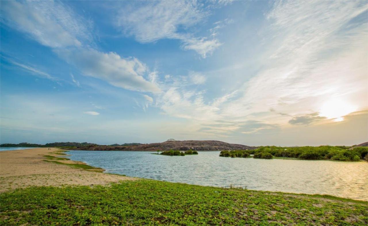 Nikara Nature Resort อารูกัมเบย์ ภายนอก รูปภาพ
