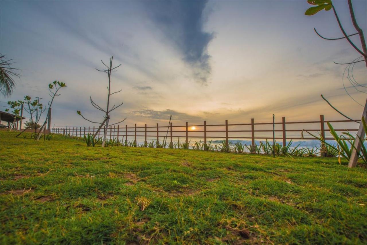 Nikara Nature Resort อารูกัมเบย์ ภายนอก รูปภาพ